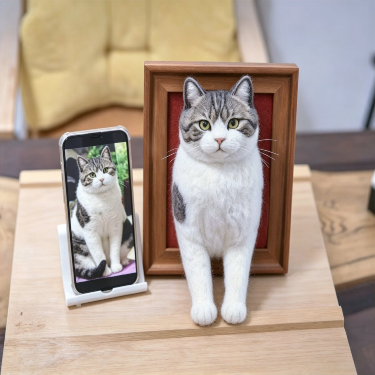 Custom Needle Felted Pet Portrait Frame - Half Body with Paws